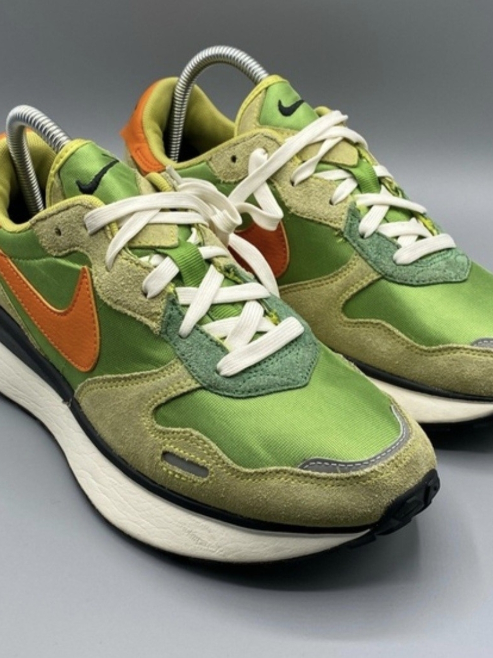 Nike Phoenix Waffle womens 9